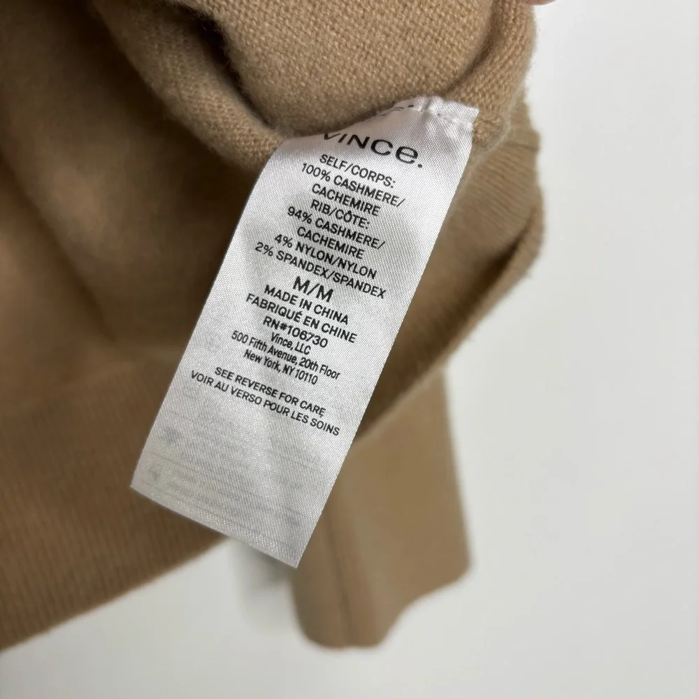 Vince Weekend V-Neck Cashmere Pullover Camel Size Medium 100% Cashmere